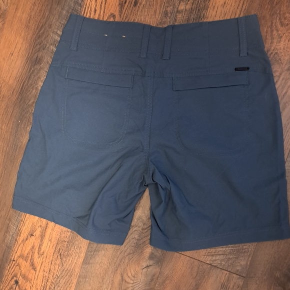 Prana shorts - Picture 3 of 3